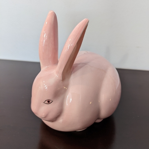 Japan Other - Chic Pink Rabbit Decor Accent